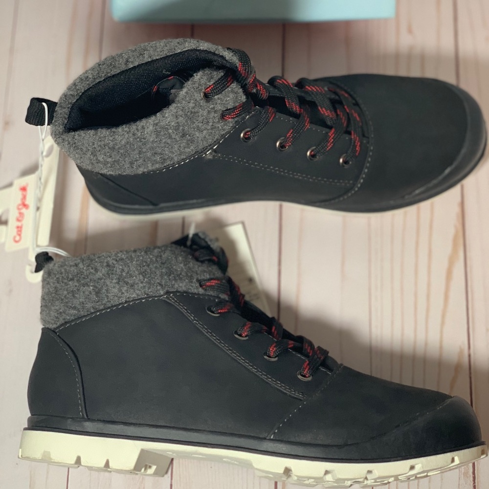 Cat & Jack NWT Boys Levy Fashion Boots